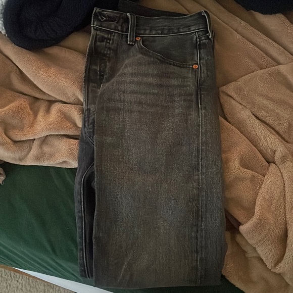 Mens Levi’s pants - Picture 1 of 3
